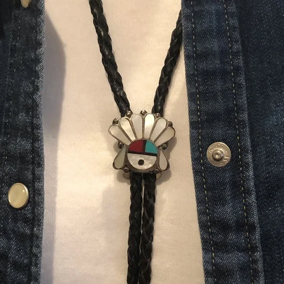 Vintage Zuni Sunface Bolo Sterling